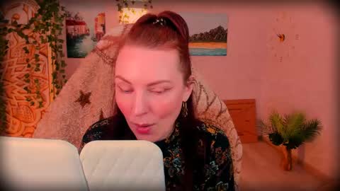 Lana Radiance online show from 06.04.26