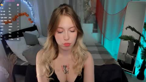 Lana online show from 10.27.25