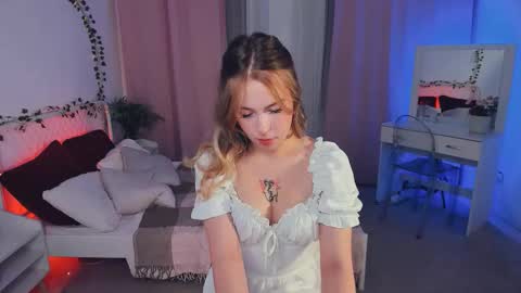 Lana online show from 11.07.25