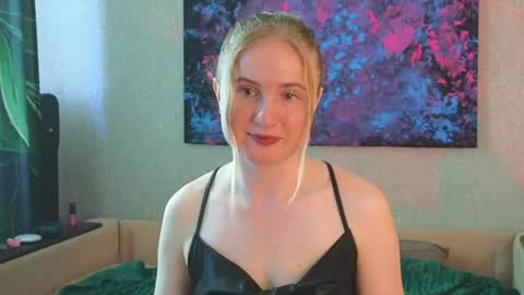 Snapshot of lanavismith chatting on 06.22.26 LanaviSmith online show from 06.22.26