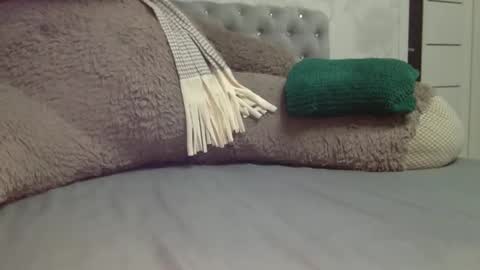 Snapshot of langoria chatting on 09.19.25 langoria online show from 09.19.25