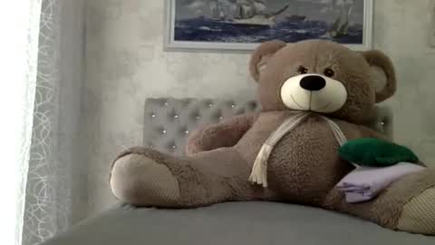 Snapshot of langoria chatting on 10.12.25 langoria online show from 10.12.25