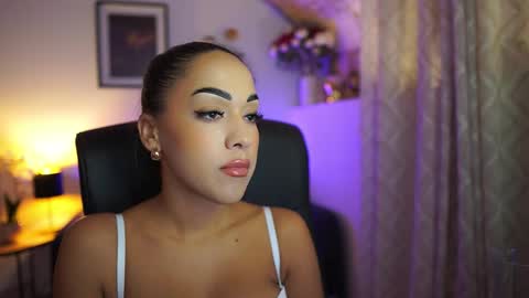Snapshot of lanii4uxxx chatting on 10.17.25 Lani online show from 10.17.25