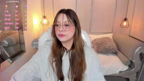 Lanna online show from 10.21.25