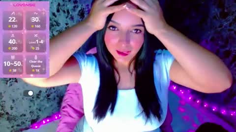 Snapshot of lanna_belle28 chatting on 05.13.26 Lanna online show from 05.13.26