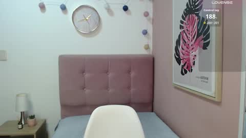 Lanna online show from 11.05.25