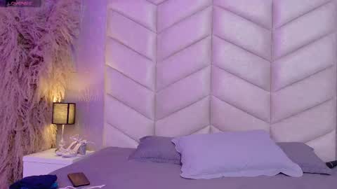 Snapshot of lanna_rossii chatting on 10.21.25 L A N N A ---- online show from 10.21.25