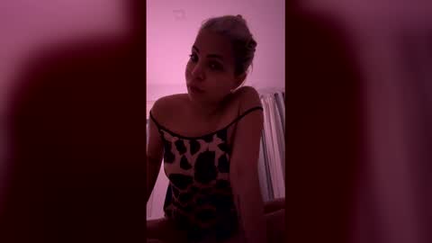 Snapshot of lara_11_11 chatting on 03.16.26 lara_11_11 online show from 03.16.26