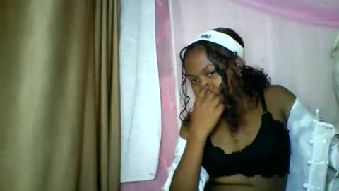 Snapshot of lara_belle chatting on 05.07.26 lara_belle online show from 05.07.26