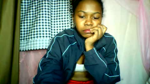 Snapshot of lara_belle chatting on 06.12.26 lara_belle online show from 06.12.26