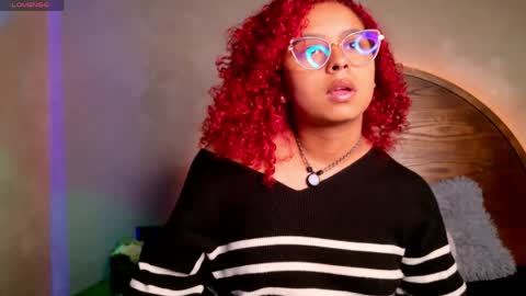 lara_curly online show from 03.31.26