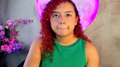 lara_curly online show from 06.17.26