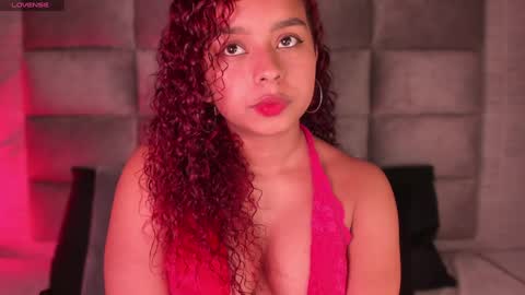 Lara  online show from 02.04.25