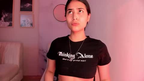 Lara Madisson online show from 11.11.25