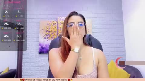 Snapshot of lara_martin chatting on 02.27.25 700 200 online show from 02.27.25