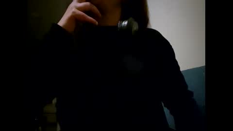Snapshot of laraa333 chatting on 01.27.25 Little online show from 01.27.25