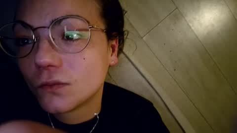 Snapshot of laraa333 chatting on 02.22.25 Little online show from 02.22.25
