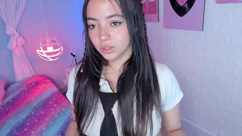 lara online show from 09.26.25