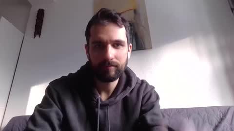 laraaan online show from 01.10.26