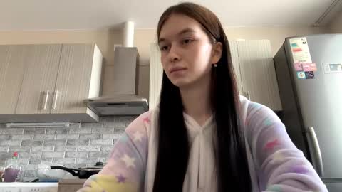 lara online show from 03.05.26