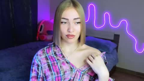 LaraKrein lk online show from 10.12.25