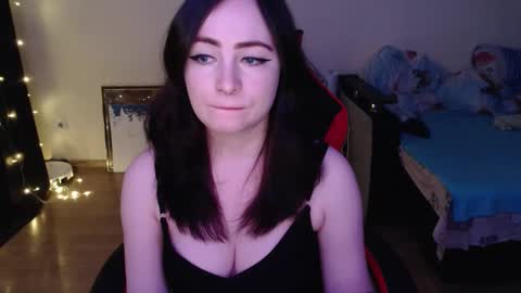 Laralianna online show from 01.12.26