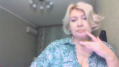 laramrs online show from 10.07.25