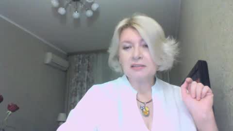 laramrs online show from 10.09.25