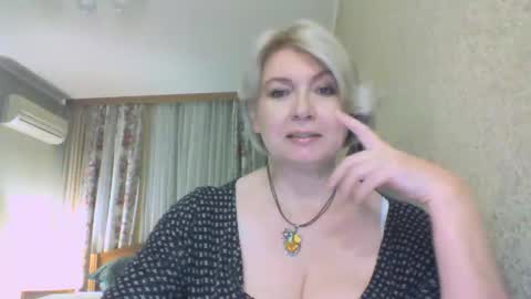 laramrs online show from 11.24.25