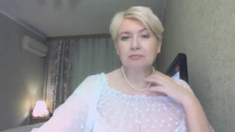 Snapshot of laramrs chatting on 02.10.26 laramrs online show from 02.10.26