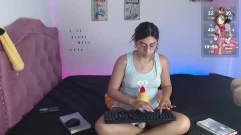 laramucci online show from 11.22.25