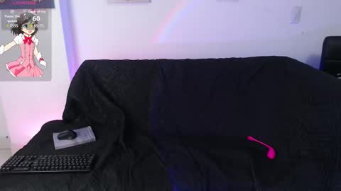 laramucci online show from 12.21.25