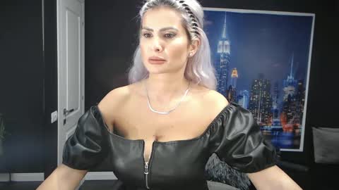 laras_moans online show from 12.03.24
