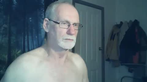 Snapshot of larbie chatting on 01.07.25 Larbie online show from 01.07.25