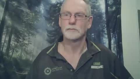 Snapshot of larbie chatting on 01.27.25 Larbie online show from 01.27.25