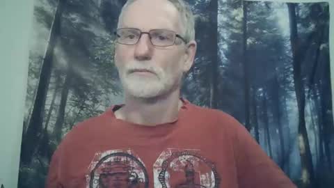 Snapshot of larbie chatting on 02.08.25 Larbie online show from 02.08.25