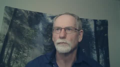 Snapshot of larbie chatting on 02.15.25 Larbie online show from 02.15.25