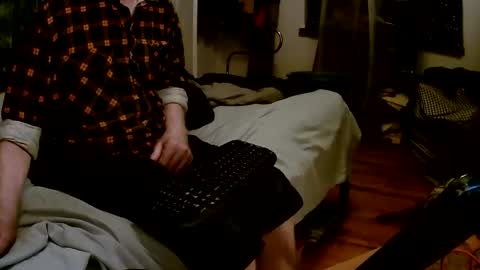 Snapshot of larbie chatting on 10.24.25 Larbie online show from 10.24.25