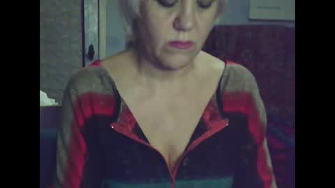 larisaq4ugo24 online show from 01.17.25