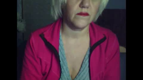 larisaq4ugo24 online show from 10.21.25