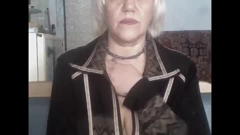 Snapshot of larisaq4ugo24 chatting on 02.28.26 larisaq4ugo24 online show from 02.28.26