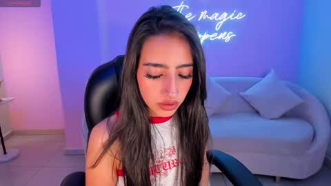 Snapshot of larisasmirnov chatting on 10.16.25 Larisa Smirnov online show from 10.16.25