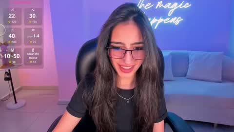 Snapshot of larisasmirnov chatting on 10.17.25 Larisa Smirnov online show from 10.17.25