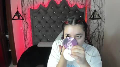  Lari online show from 02.28.25