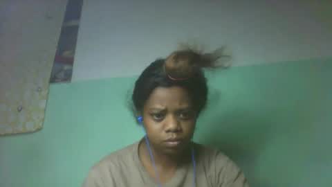 larissa645771 online show from 09.28.25