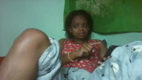 Snapshot of larissa645771 chatting on 02.25.26 larissa645771 online show from 02.25.26