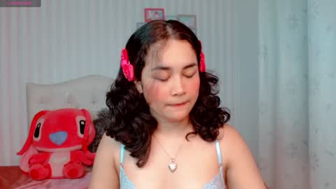 Larissas online show from 01.21.25