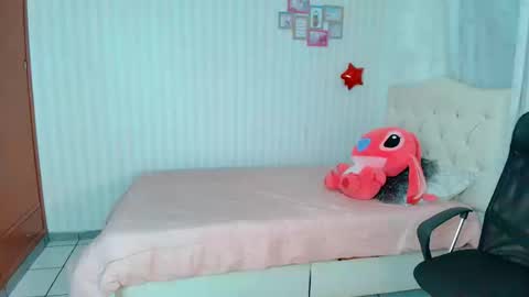Larissas online show from 09.09.25