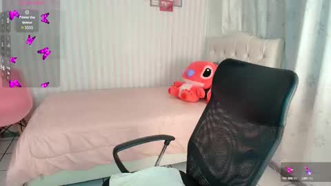 Larissas online show from 09.25.25