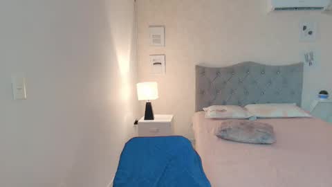 Larissas online show from 10.25.25